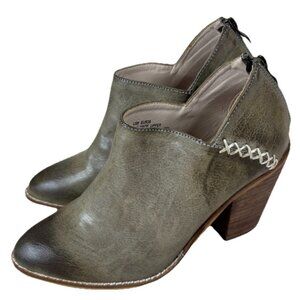 A Rider Girl Sz 8 Heeled Ankle Boots Slip On Back Zip Army Green Distressed EUC